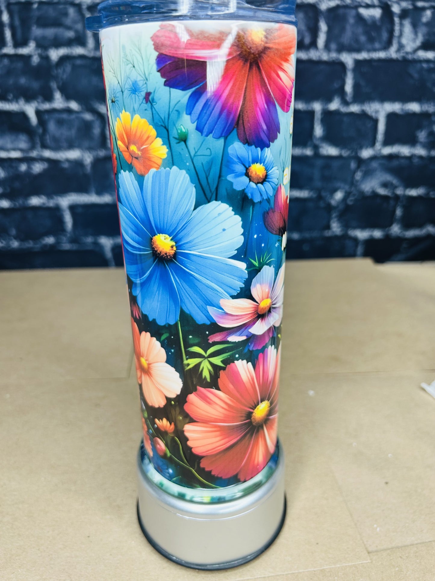 Bring your ideas to life—one sip at a time! ☕🎨
